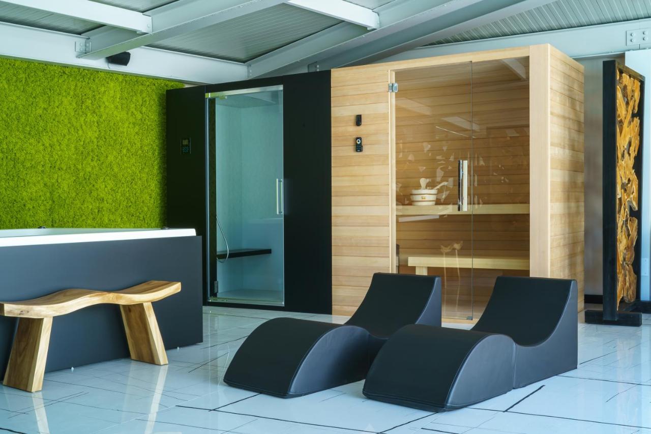 Terme di Miradolo Villa Vittoria B&B - Wellness المظهر الخارجي الصورة